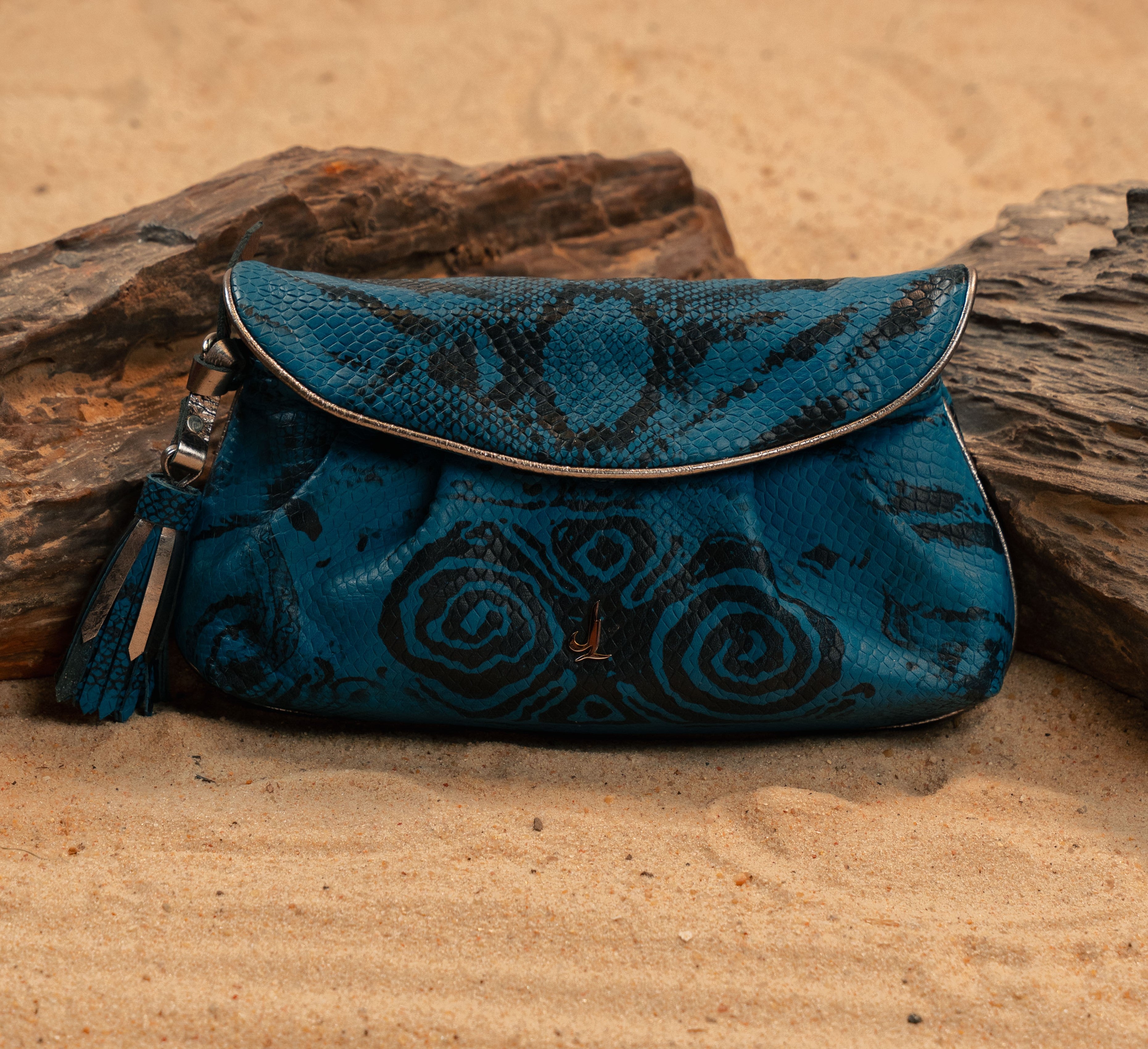 Rose Clutch