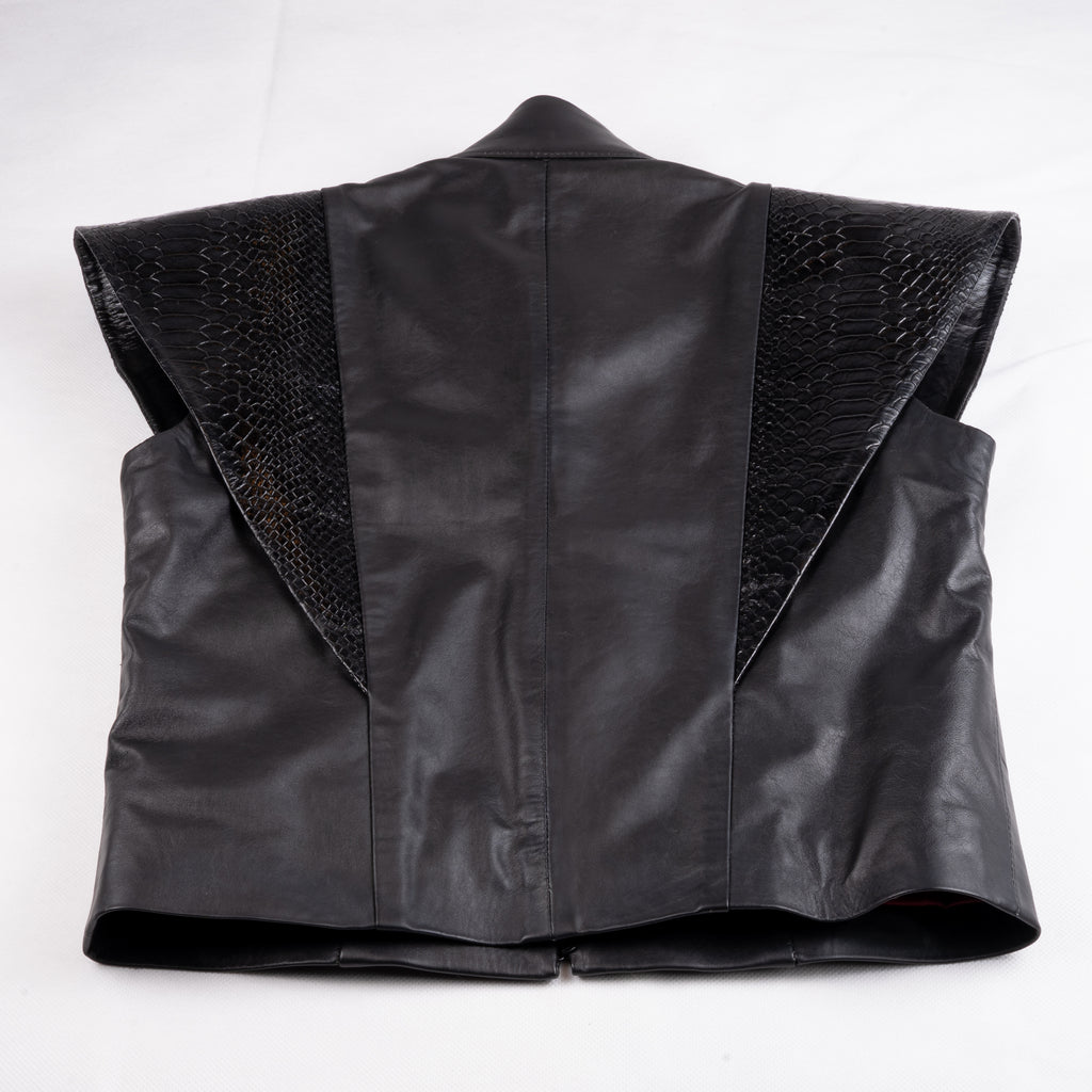 Diora Vest